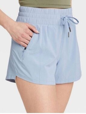 All in Motion Women's Stretch Woven Mid Rise Shorts 4" Light Blue